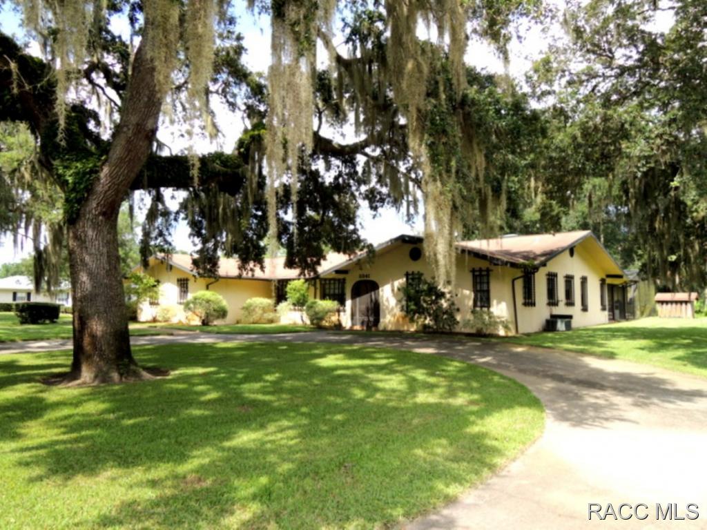 3341 S. Fairway Terrace, Inverenss, FL 34450