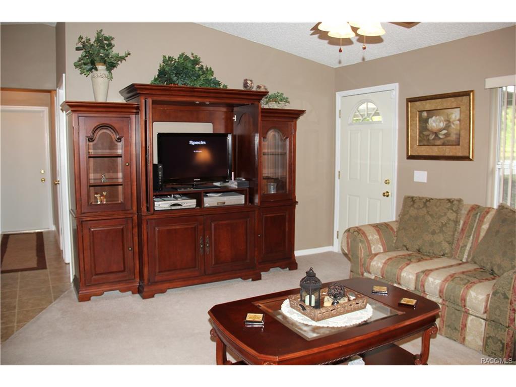 6001 E Quincy Street, Inverness, FL 34452