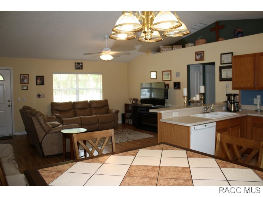 6658 E Gentry Street, Inverness, FL 34452
