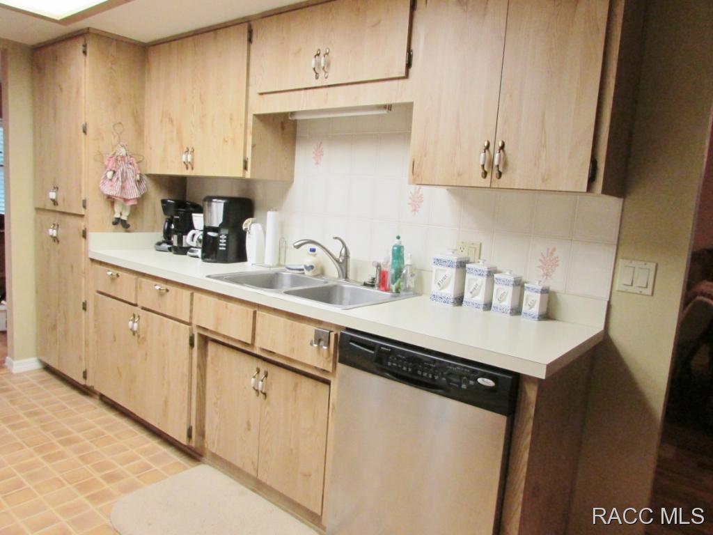 3635 S. Susan Pt., Inverness, FL 34452