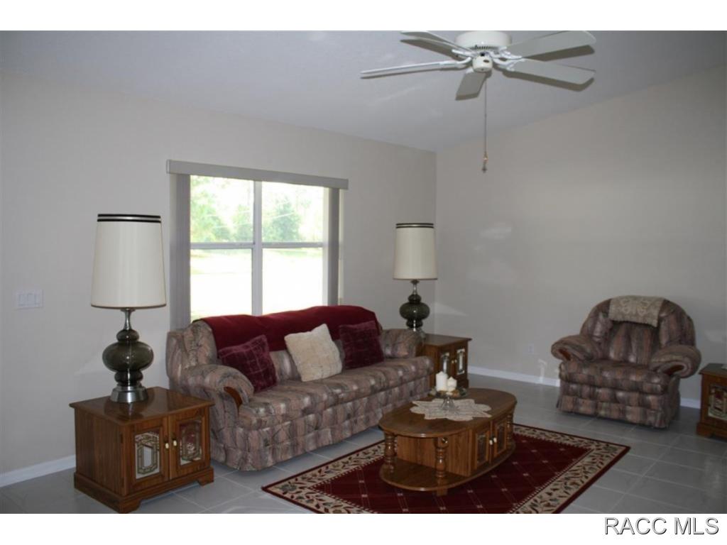 5686 S Dede Terrace, Inverness, FL 34452