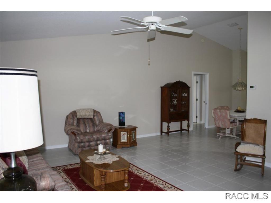 5686 S Dede Terrace, Inverness, FL 34452
