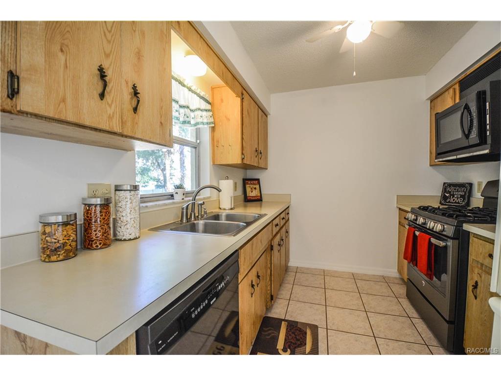 1137 Woodcrest Avenue, Inverness, FL 34453