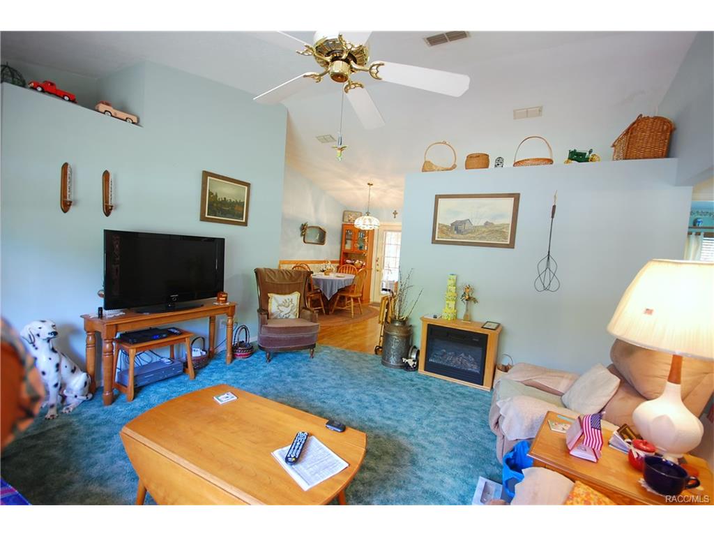 1884 Forest Drive, Inverness, FL 34453