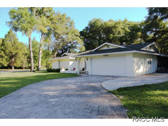 4201 E Sunup Ct, Inverness, FL 34453