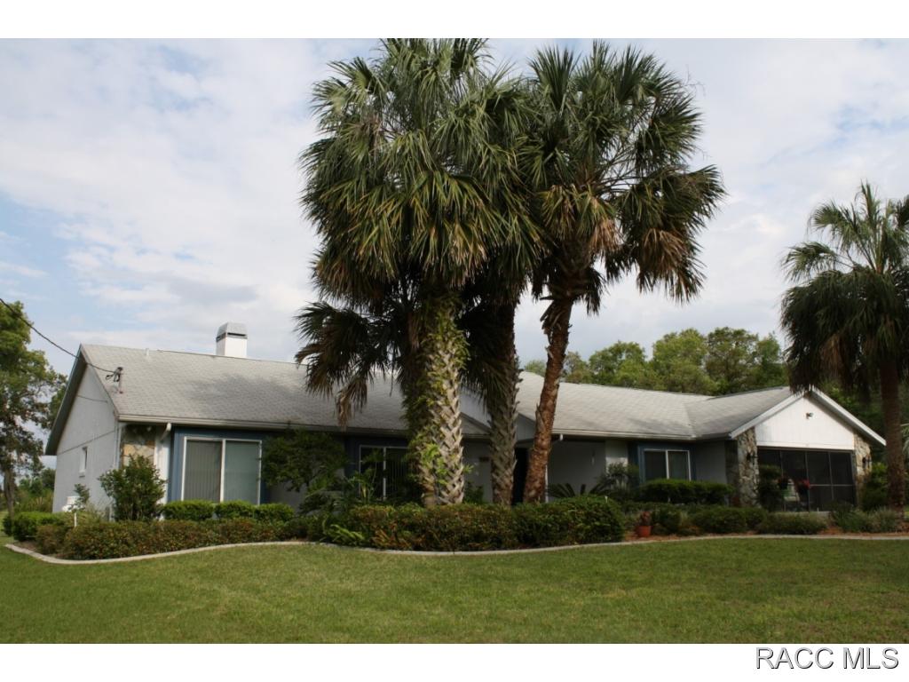 141 N Kensington, Lecanto, FL 34461