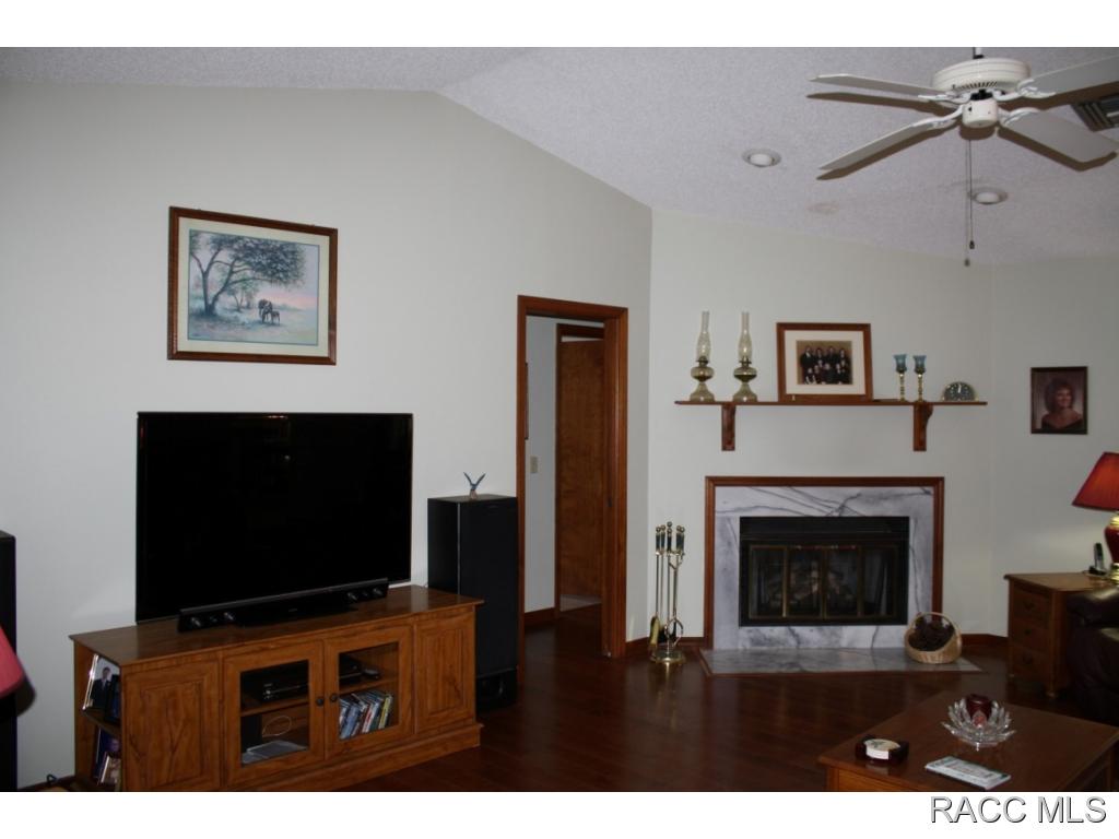 141 N Kensington, Lecanto, FL 34461