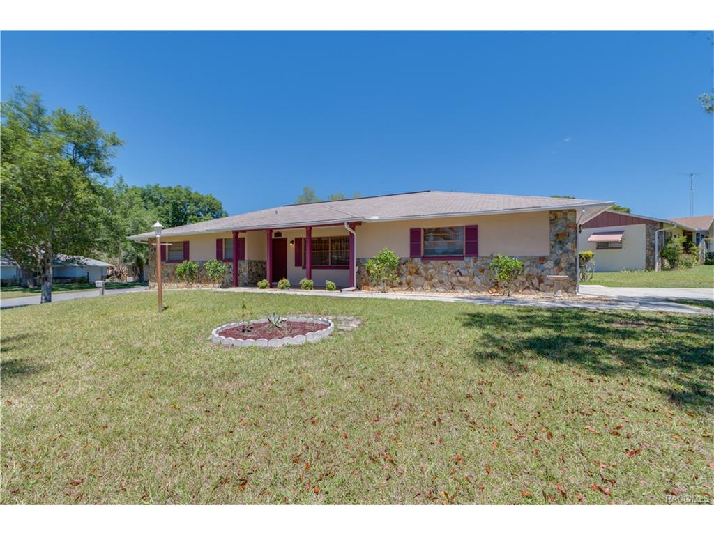 1065 W Buttonbush Drive, Beverly Hills, FL 34465