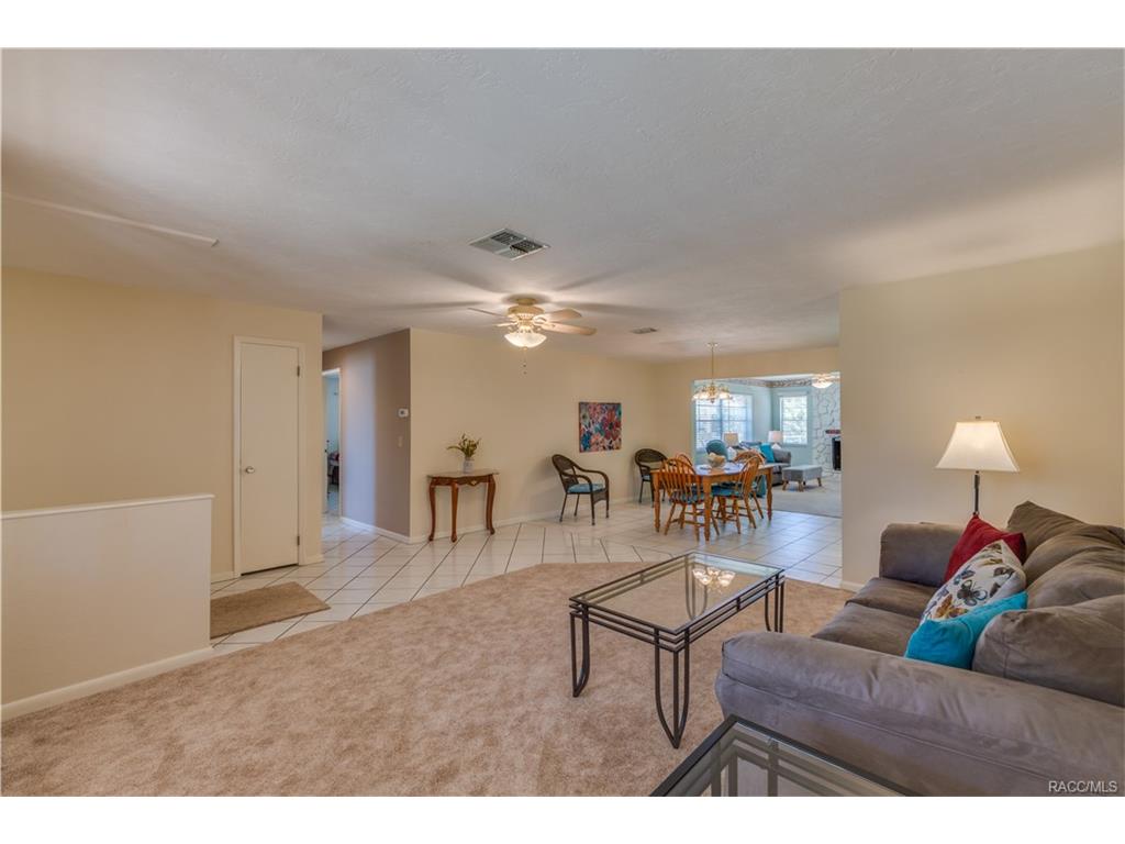 1065 W Buttonbush Drive, Beverly Hills, FL 34465