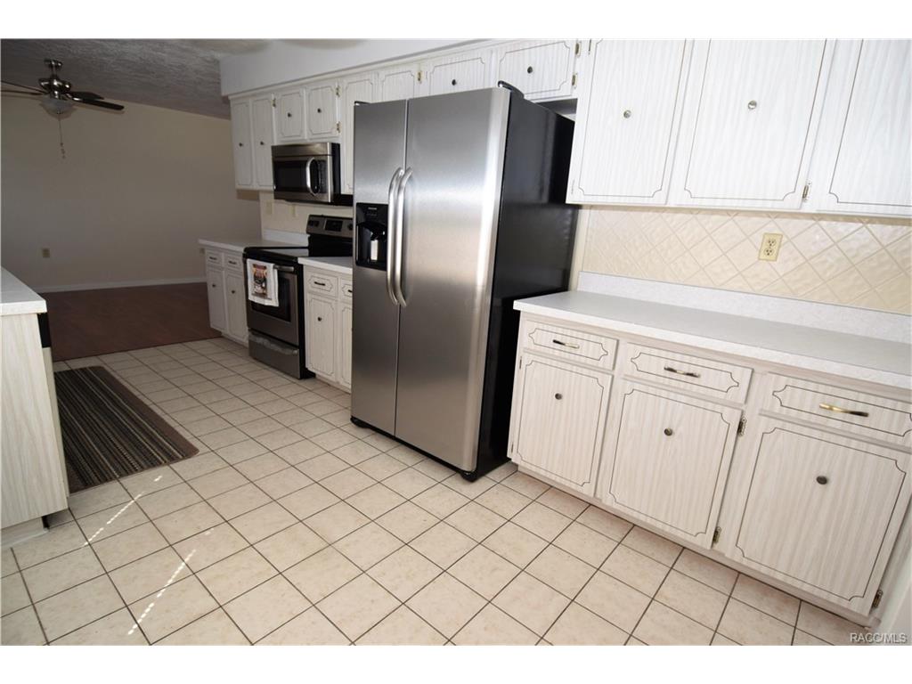 305 S Jefferson Street, Beverly Hills, FL 34465