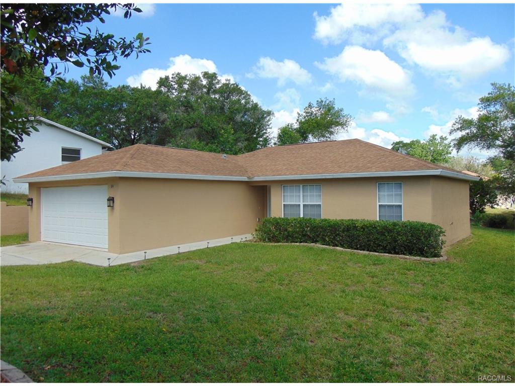 84 S Osceola Street, Beverly Hills, FL 34465