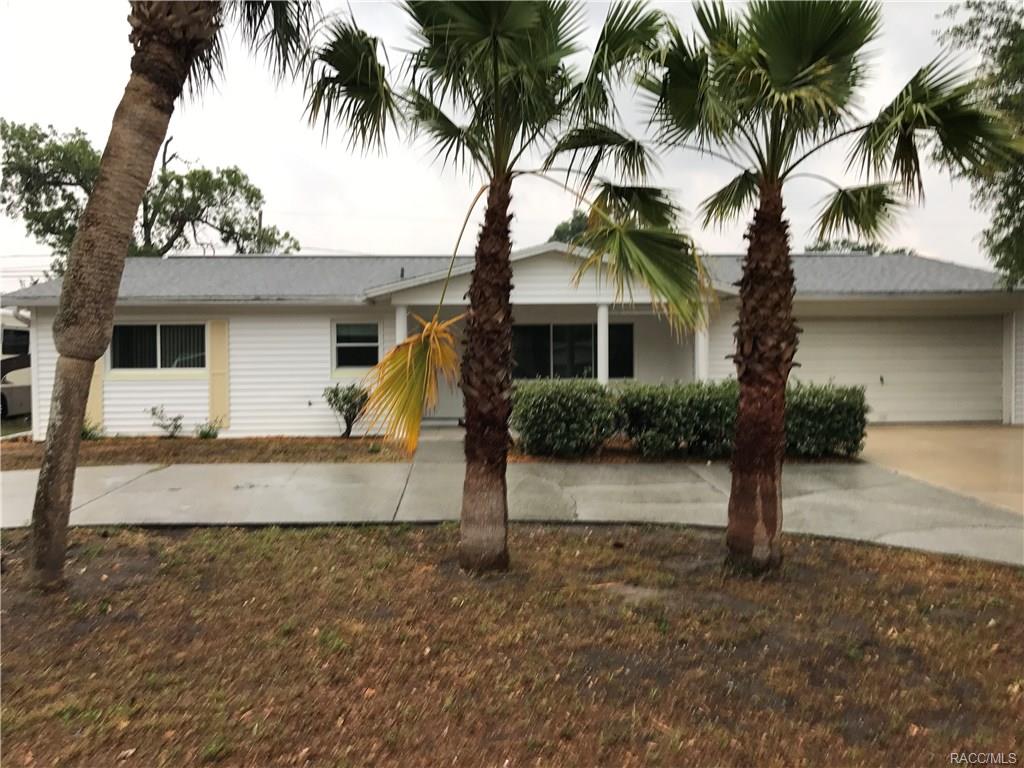 211 S Babour Street, Beverly Hills, FL 34465