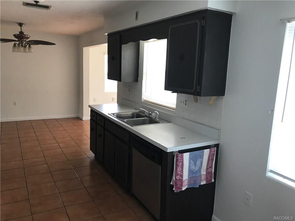 211 S Babour Street, Beverly Hills, FL 34465