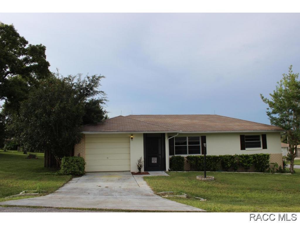 779 W Buttonbush Dr, Beverly Hills, FL 34465