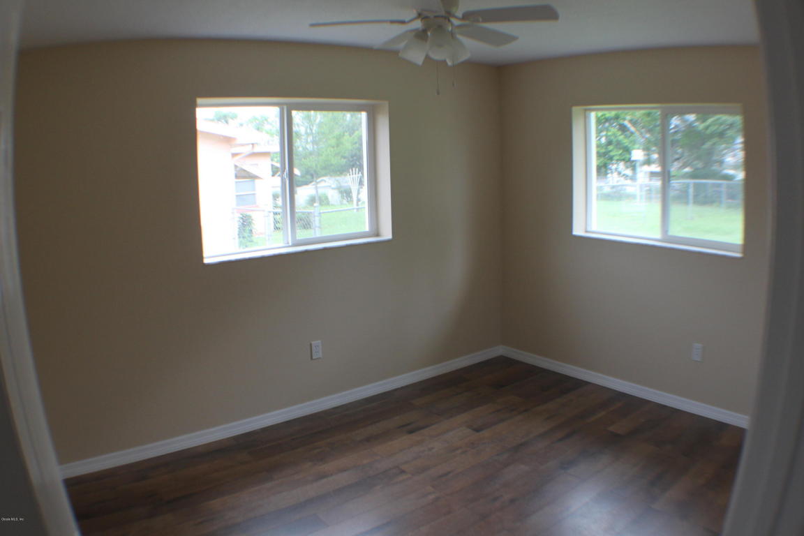 8 N Jackson Street, Beverly Hills, FL 34465