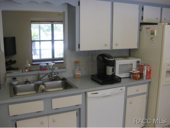 2140 W Harewood Place, Beverly Hills, FL 34465