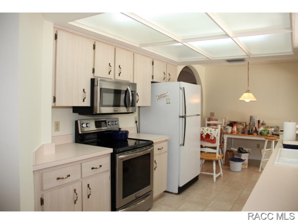 2545 W. Pine Ridge Blved, Beverly Hills, FL 34465
