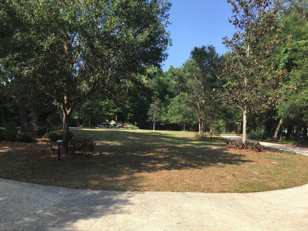 2004 SE 37th Court Circle, Ocala, FL 34471