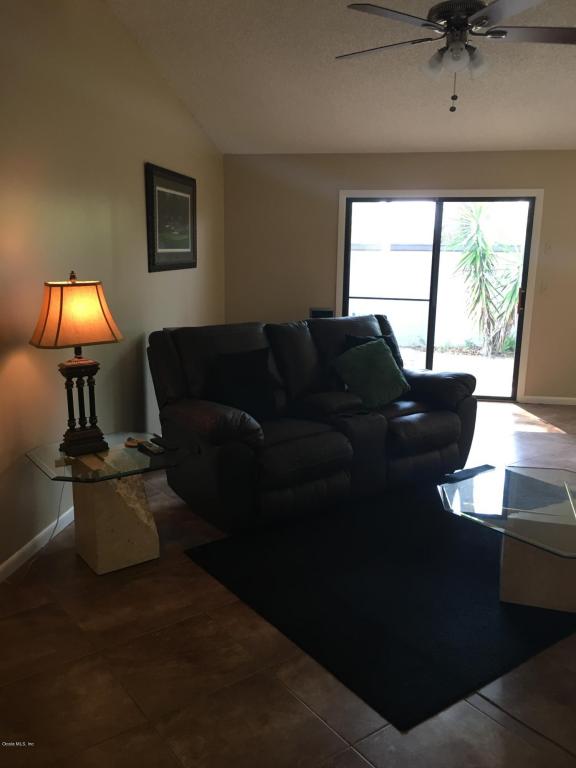 2004 SE 37th Court Circle, Ocala, FL 34471