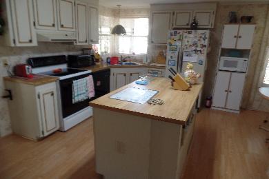 Rolling Greens Mobile Home Park6408A Lakewood Dr Lot 1050Ocala, FL 34472