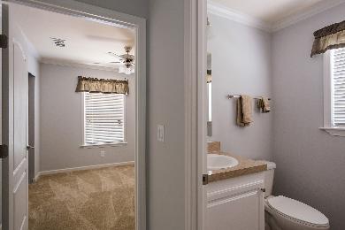 Rolling Greens Mobile Home Park6702 A :Lakewood Drive Lot #0110Ocala, FL 34472