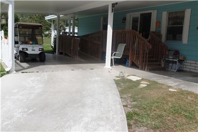 Rolling Greens Mobile Home Park6508BLakewoodDrive Lot RG311Ocala, FL 34472