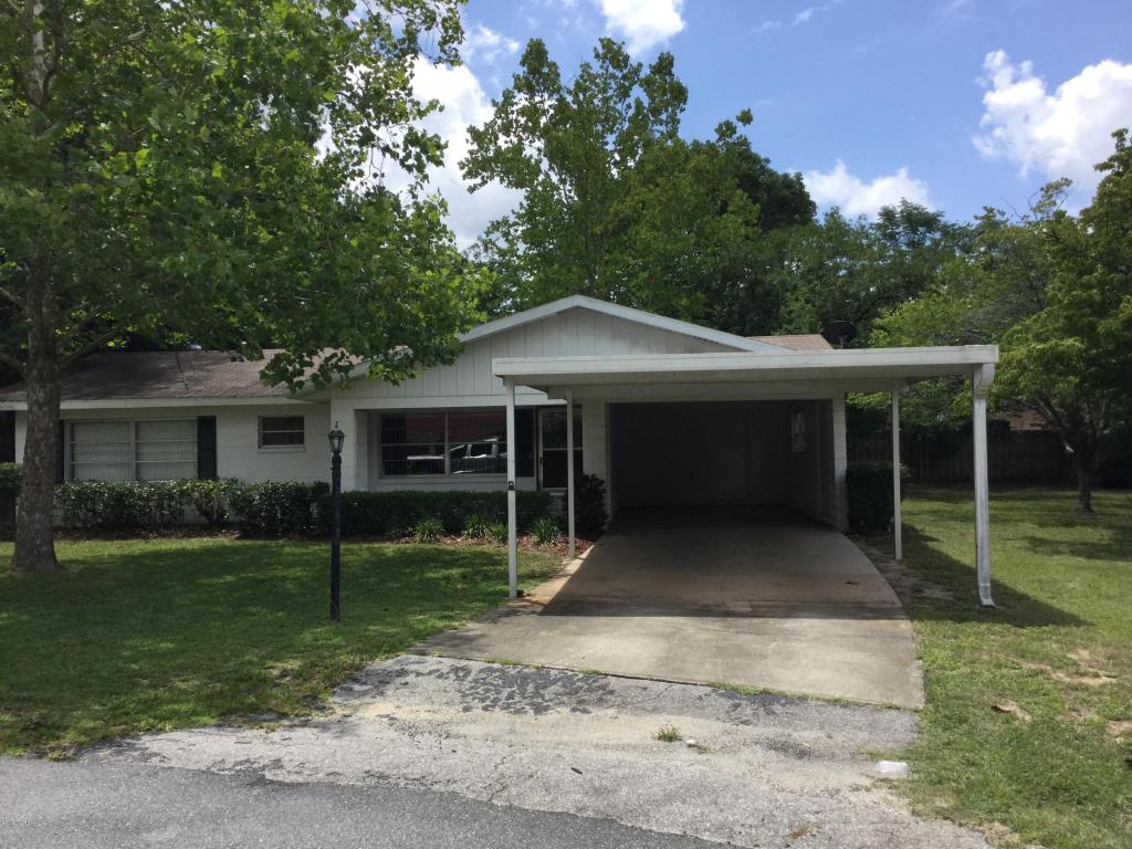 8 SILVER Terrace, Ocala, FL 34472