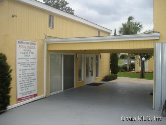 572 Fairways Circle, Ocala, FL 34472