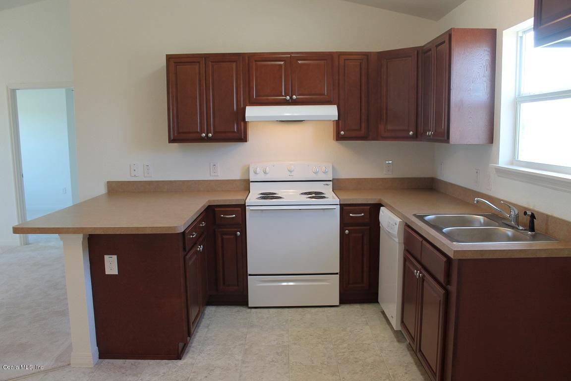 33 WILLOW Run, Ocala, FL 34472
