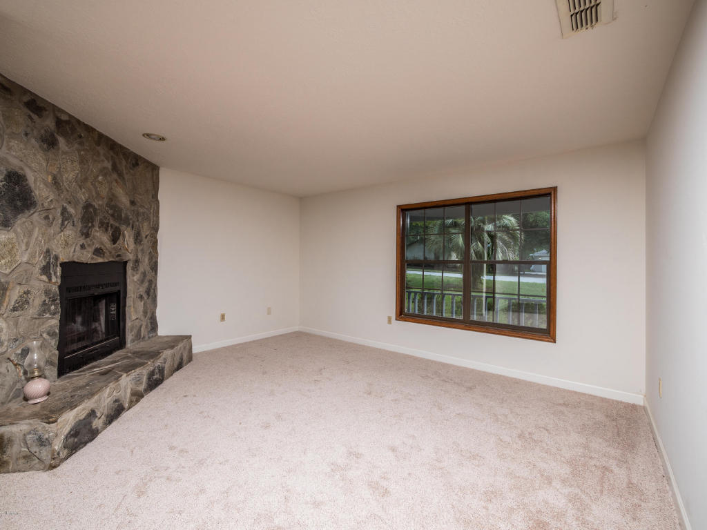 72 Teak Road, Ocala, FL 34472