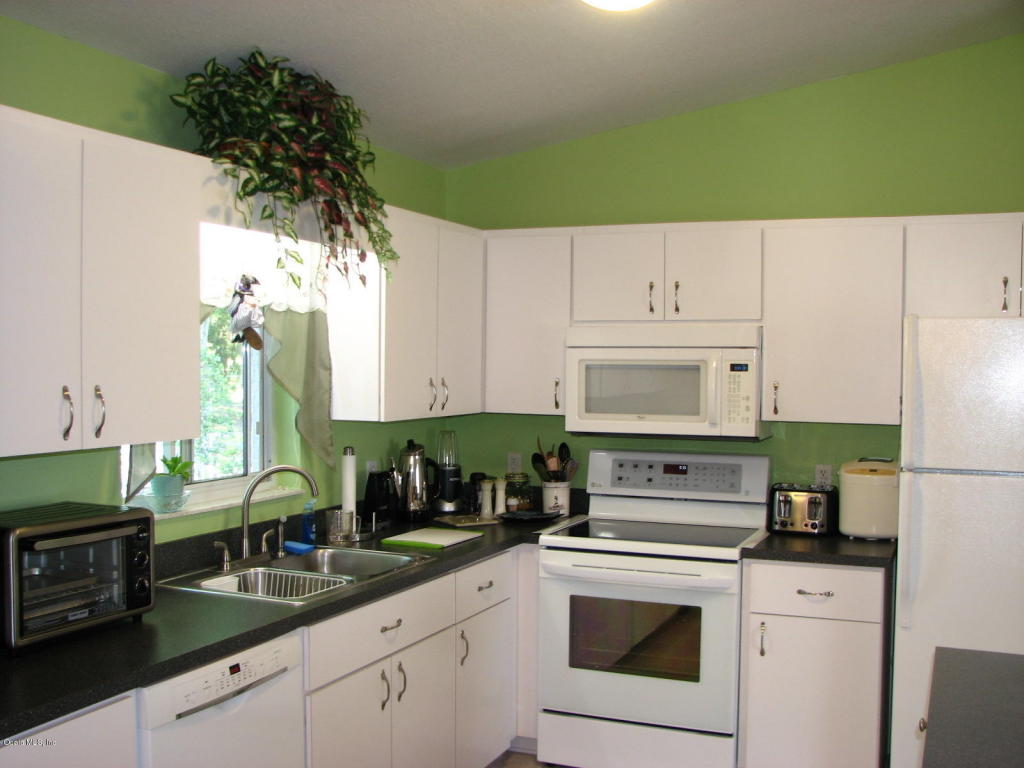 9945 SW 59th Circle, Ocala, FL 34476