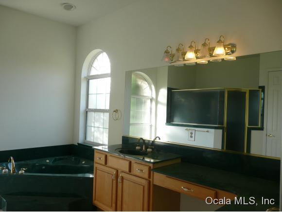 10374 SW 64 Court, Ocala, FL 34476