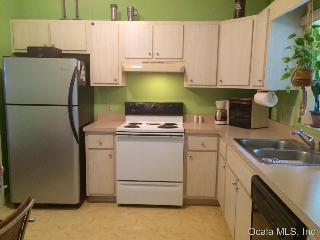 1721 NE 42nd Street, Ocala, FL 34479