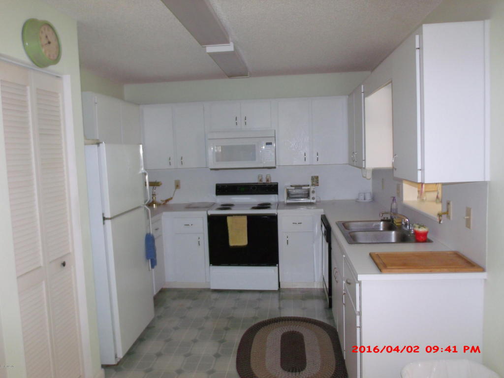 9881 SW 87 Terrace Road, Ocala, FL 34481
