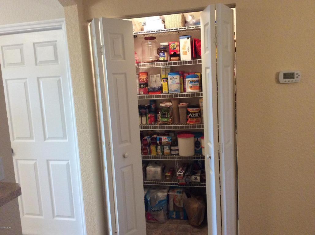 4901 NE 122nd Avenue, Oxford, FL 34484