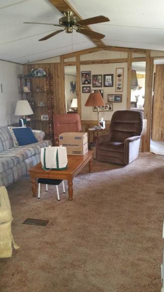 Sharpes Ferry Manufactured Home Community9901 SE Hwy 314 Lot D05Silver Springs, FL 34488