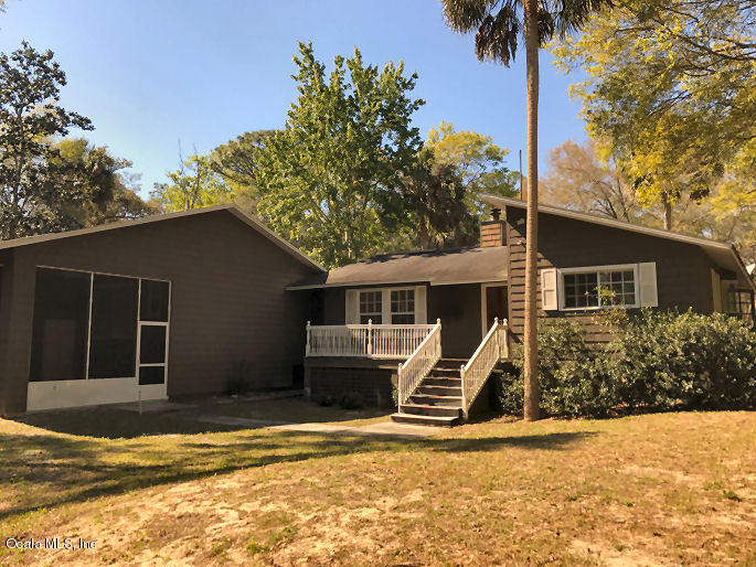 11 Patricia Road, Yankeetown, FL 34498
