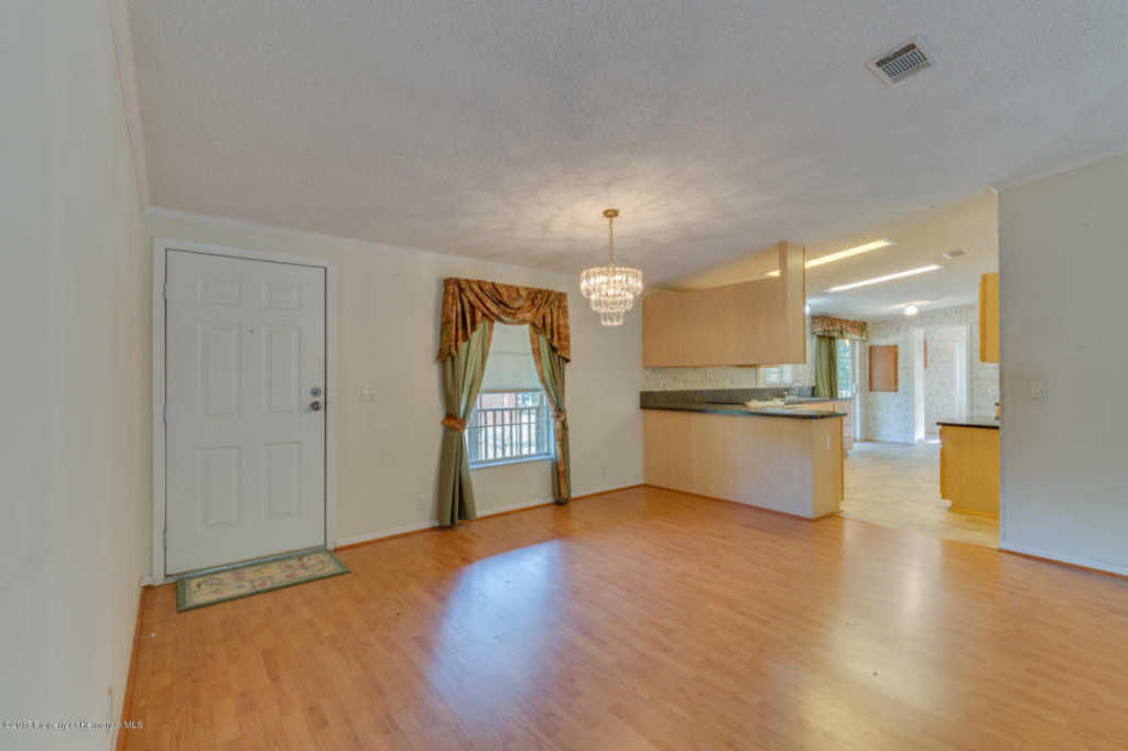 26244 Alamo Road, Brooksville, FL 34601