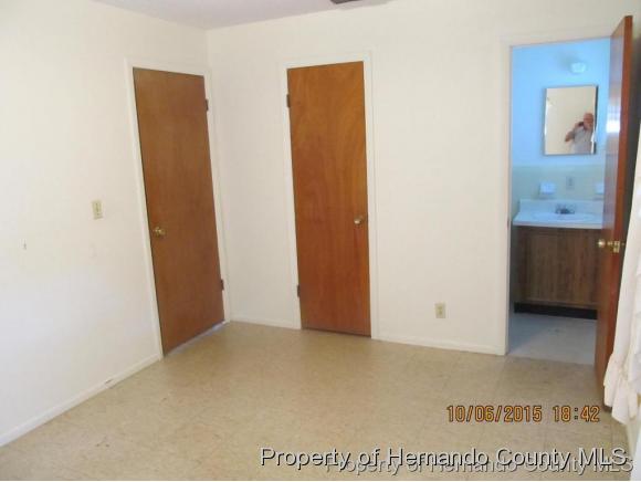 27175 THORNCREST AVE, Brooksville, FL 34601