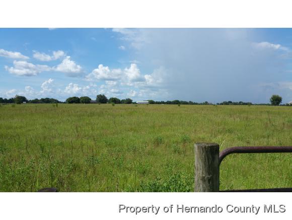 24075 HAYMAN RD, Brooksville, FL 34602