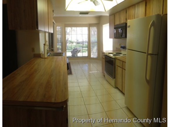 2671 ROYAL RIDGE DR, Spring Hill, FL 34606