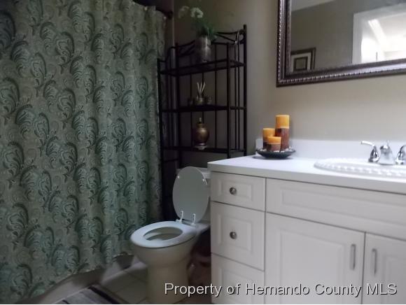 7400 SPRING HILL DR, Spring Hill, FL 34606