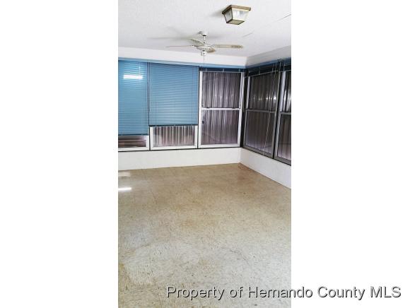 7650 HOLIDAY DR, Spring Hill, FL 34606