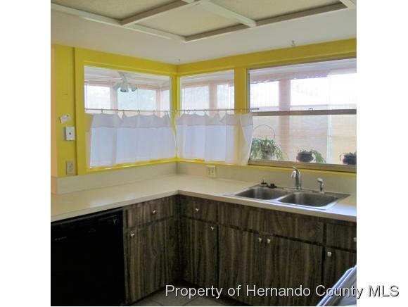 6389 PUTTERS CIR, Spring Hill, FL 34606