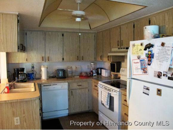 107 RANDOLPH AVE, Spring Hill, FL 34606