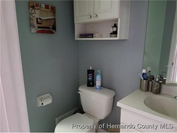 7400 SPRING HILL DR, Spring Hill, FL 34608