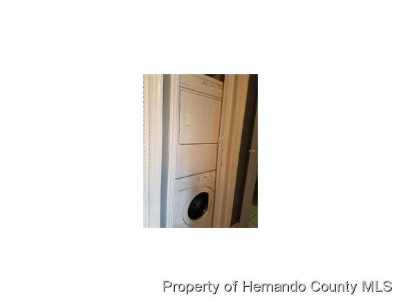 7400 SPRING HILL DR, Spring Hill, FL 34608