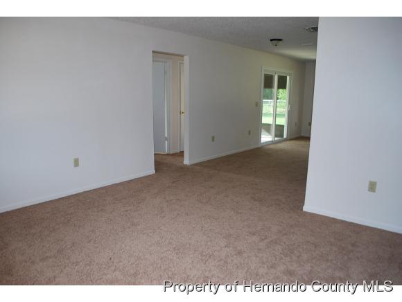 11077 BAYLOR DR, Spring Hill, FL 34608
