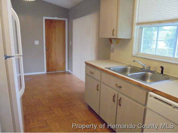 1464 MARINER BLVD, Spring Hill, FL 34609