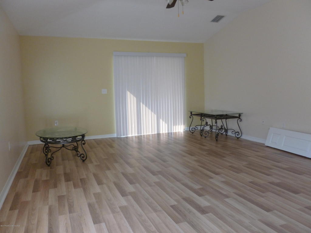 9088 Southern Charm Circle, Brooksville, FL 34613